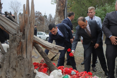 Gəncədə Vətən müharibəsi zamanı şəhid olan mülki vətəndaşların xatirəsi anılıb