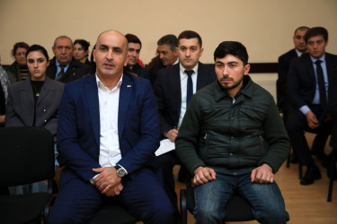 Niyazi Bayramov növbəti dəfə sakinlərlə görüşüb