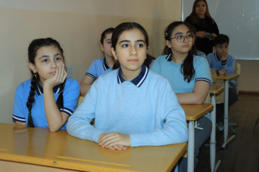 Gəncədə şagirdlər üçün şəhərsalma mövzusunda görüş keçirilib
