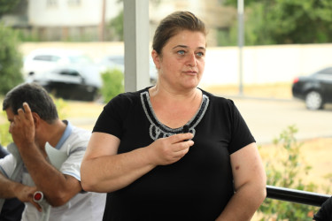 Gəncə Şəhər İcra Hakimiyyətinin başçısı Niyazi Bayramov şəhər sakinləri ilə növbəti dəfə səyyar görüş keçirib