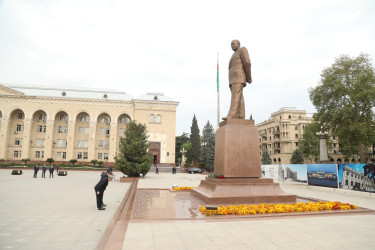 Gəncədə görkəmli yazıçı, ədəbiyyatşünas alim və pedaqoq Mir Cəlal Paşayevin 115 illik yubileyinə həsr olunmuş tədbir keçirilib