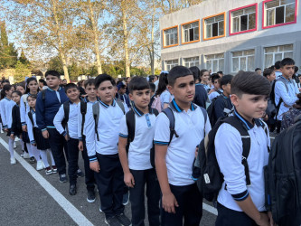 Gəncə məktəblərində “Bilik Günü” qeyd olunub