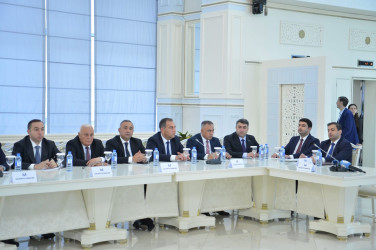 Gəncənin bələdiyyə sədrləri konfransda iştirak ediblər