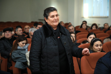 Niyazi Bayramov sakinlərlə növbəti səyyar görüşünü keçirib