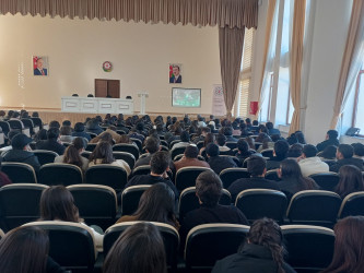 Gəncədə “Yeniyetmə və gəncləri radikalizmdən qoruyaq” mövzusunda tədbir təşkil olunub