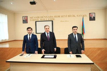 Niyazi Bayramov sakinlərin müraciətlərini dinləyib