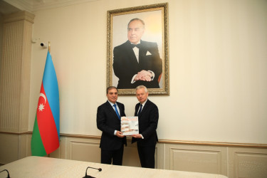 Niyazi Bayramov Polşanın Azərbaycandakı səfiri ilə görüşüb