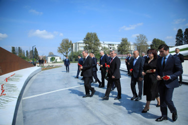 Gəncə Memorial Kompleksi ziyarət olunub