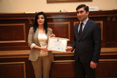 Gəncədə hesabat yığıncağı keçirilib