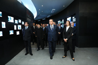 Gəncə Memorial Kompleksində mülki şəhidlərin xatirəsi yad olunub